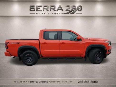 Used 2025 Nissan Frontier Pro-X RWD image 4