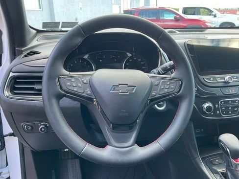 Used 2024 Chevrolet Equinox RS w/ RS Leather Package AWD/4WD image 3