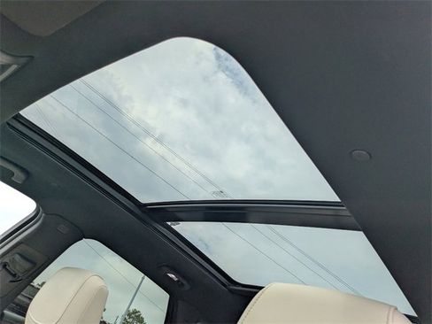 Used 2021 Cadillac XT5 Sportv image 24