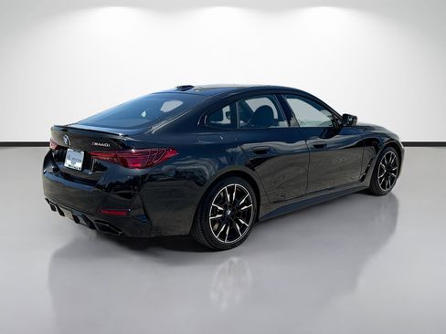 New 2026 BMW M440i w/ Premium Package RWD image 3