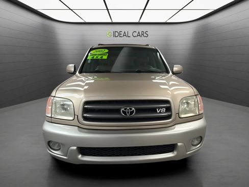 Used 2002 Toyota Sequoia SR5 AWD/4WD image 2