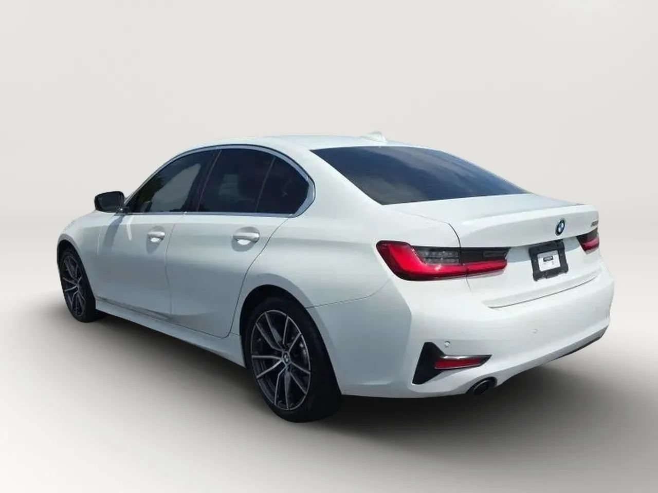 Used 2020 BMW 330i Sedan w/ Convenience Package RWD image 6