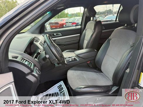 Used 2017 Ford Explorer XLT w/ Equipment Group 202A AWD/4WD image 11