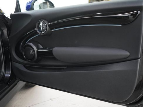 Used 2024 MINI Cooper SE FWD image 9