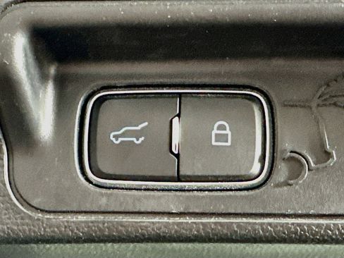 Used 2023 Ford Explorer ST w/ Equipment Group 401A AWD/4WD image 32