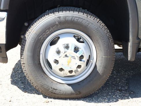 Used 2026 Chevrolet Silverado 3500 LTZ w/ LTZ Plus Package AWD/4WD image 9
