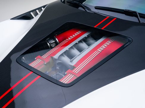 Used 2016 Ferrari F12 Berlinetta RWD image 13