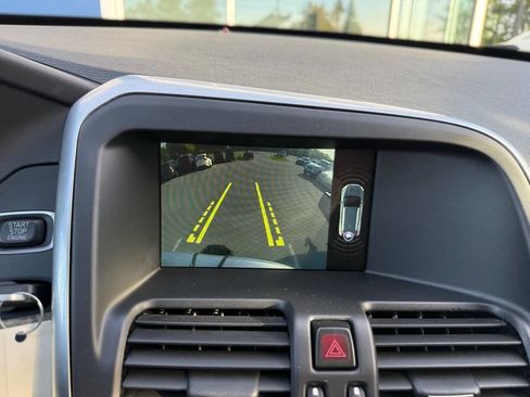 Used 2015 Volvo XC60 T6 AWD/4WD image 23