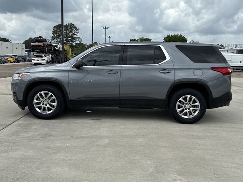 Used 2021 Chevrolet Traverse LS image 5
