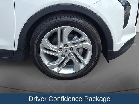 Used 2023 Chevrolet Bolt LT w/ Driver Confidence Package FWD image 10