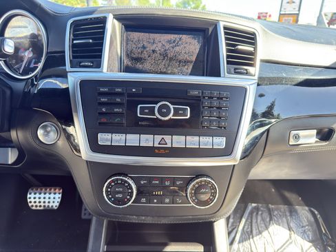 Used 2014 Mercedes-Benz GL 63 AMG 4MATIC image 25