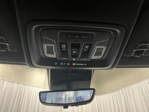New 2026 GMC Sierra 2500 Denali Ultimate AWD/4WD image 18