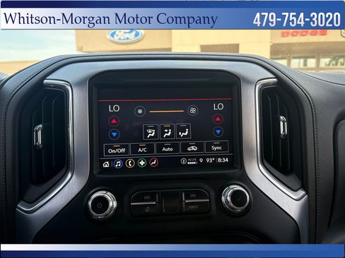 Used 2022 GMC Sierra 1500 SLT w/ SLT Premium Package AWD/4WD image 28