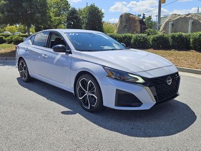 Used 2024 Nissan Altima 2.5 SR