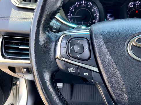 Used 2016 Toyota Avalon XLE FWD image 23