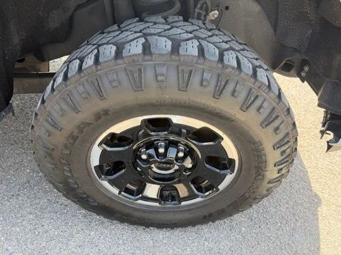 Used 2025 Ford F350 Lariat w/ Lariat Ultimate Package image 5