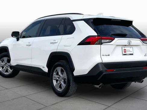 Used 2025 Toyota RAV4 LE AWD/4WD image 12