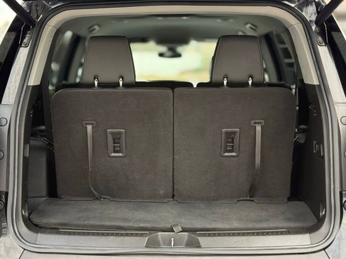 Used 2023 GMC Acadia SLT image 50