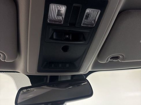 Used 2018 RAM 1500 Laramie w/ Convenience Group AWD/4WD image 15