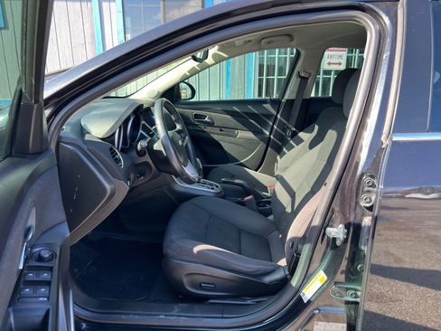 Used 2013 Chevrolet Cruze Eco w/ Enhanced Safety Package image 10