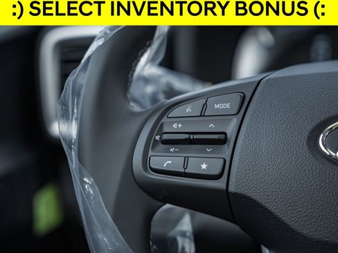 New 2026 Hyundai Venue SEL image 25