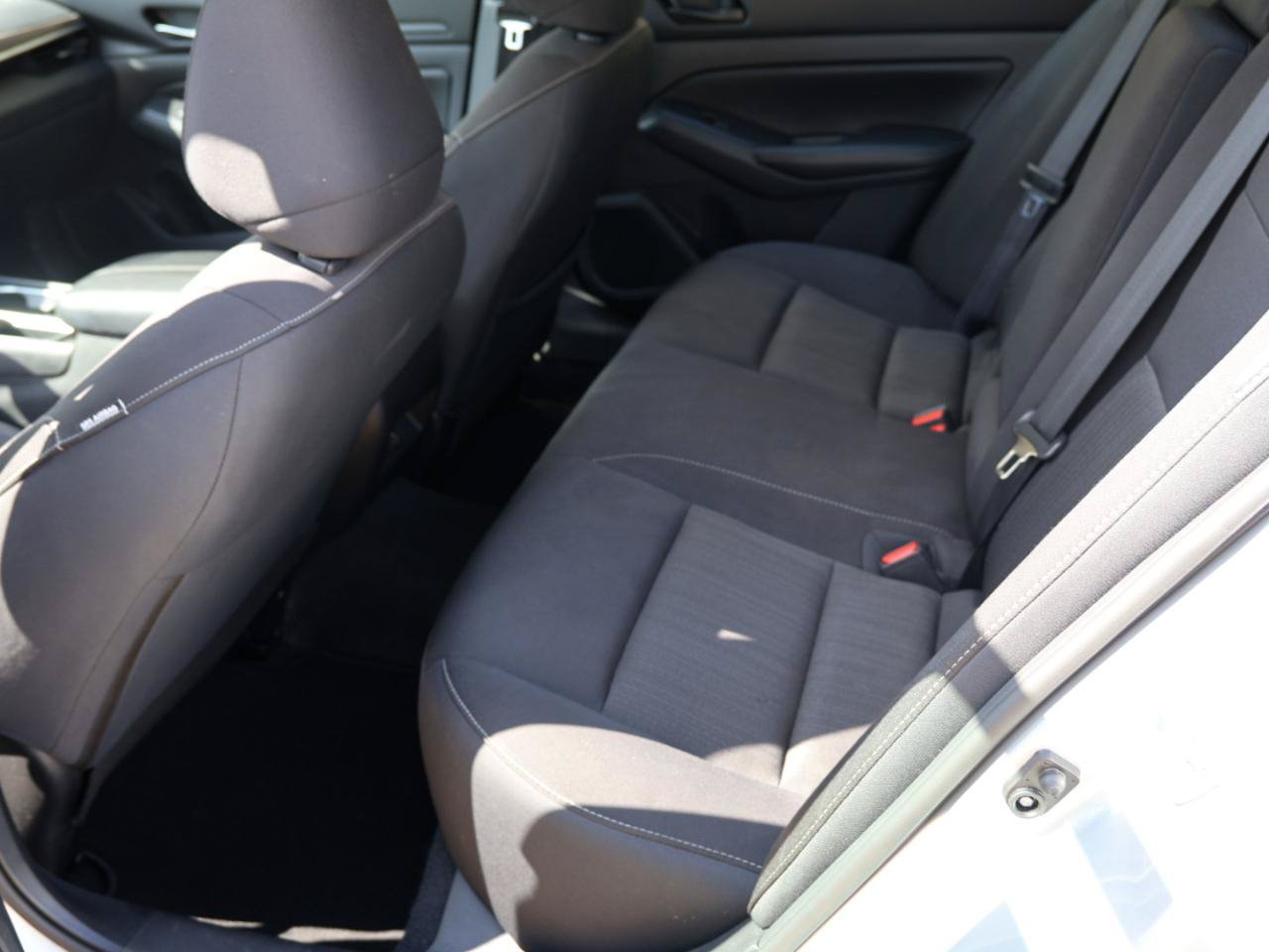 Used 2024 Nissan Altima 2.5 SV FWD image 16