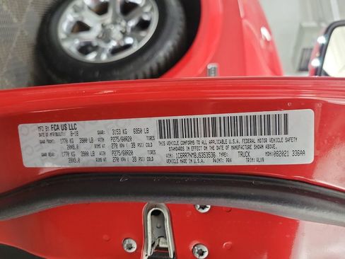 Used 2018 RAM 1500 Laramie w/ Convenience Group image 16