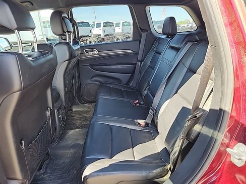 Used 2017 Jeep Grand Cherokee Limited AWD/4WD image 35