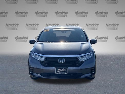 Used 2023 Honda Odyssey Touring image 3