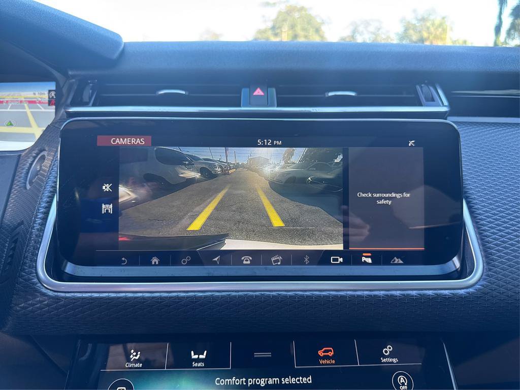 Used 2018 Land Rover Range Rover Velar R-Dynamic SE AWD/4WD image 21