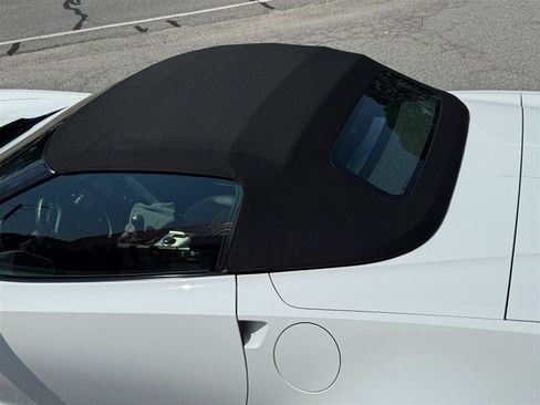 Used 2016 Chevrolet Corvette Z06 w/ 3LZ Preferred Equipment Group image 4