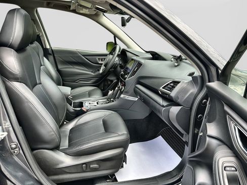 Certified 2023 Subaru Forester Touring AWD/4WD image 30