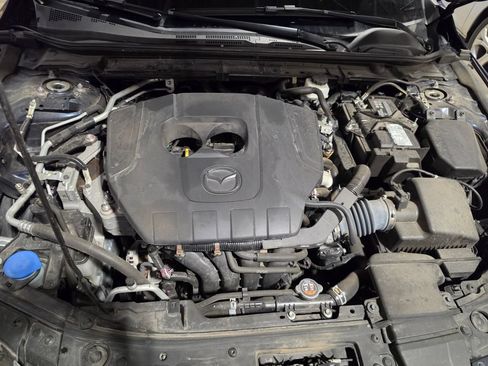 Used 2024 MAZDA MAZDA3 s FWD image 9