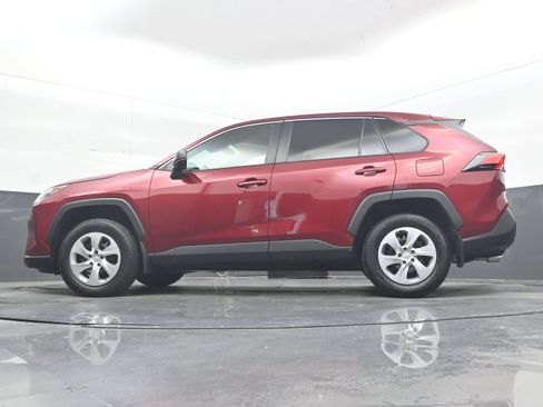 Used 2023 Toyota RAV4 LE FWD image 29
