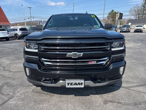 Used 2017 Chevrolet Silverado 1500 LTZ Z71 w/ LTZ Plus Package image 2