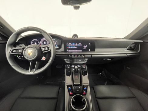 Used 2025 Porsche 911 Carrera image 13