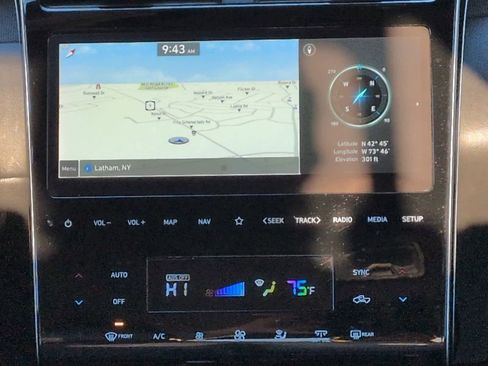 Used 2022 Hyundai Santa Cruz Limited image 30