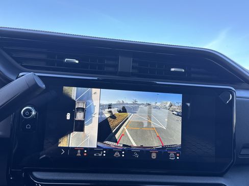 New 2025 GMC Sierra 2500 AT4 w/ AT4 Premium Plus Package image 35