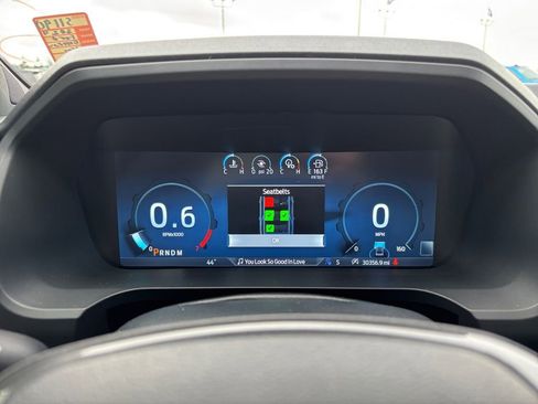 Used 2024 Ford Expedition Limited image 17