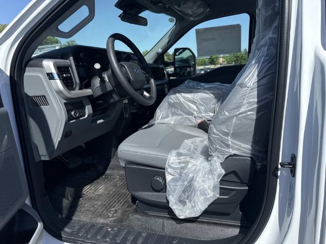 Used 2025 Ford F450 XL AWD/4WD image 5