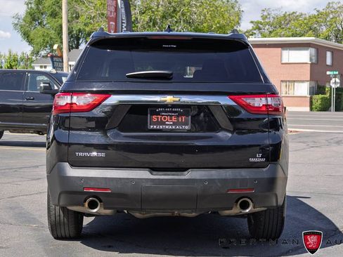 Used 2020 Chevrolet Traverse LT FWD image 16