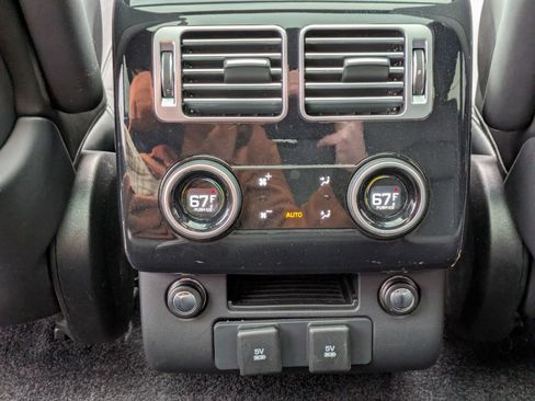 Used 2018 Land Rover Range Rover HSE image 27