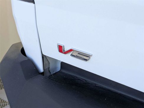 Used 2022 GMC Canyon AT4 AWD/4WD image 10