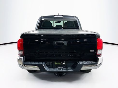 Used 2018 Toyota Tacoma SR5 image 7