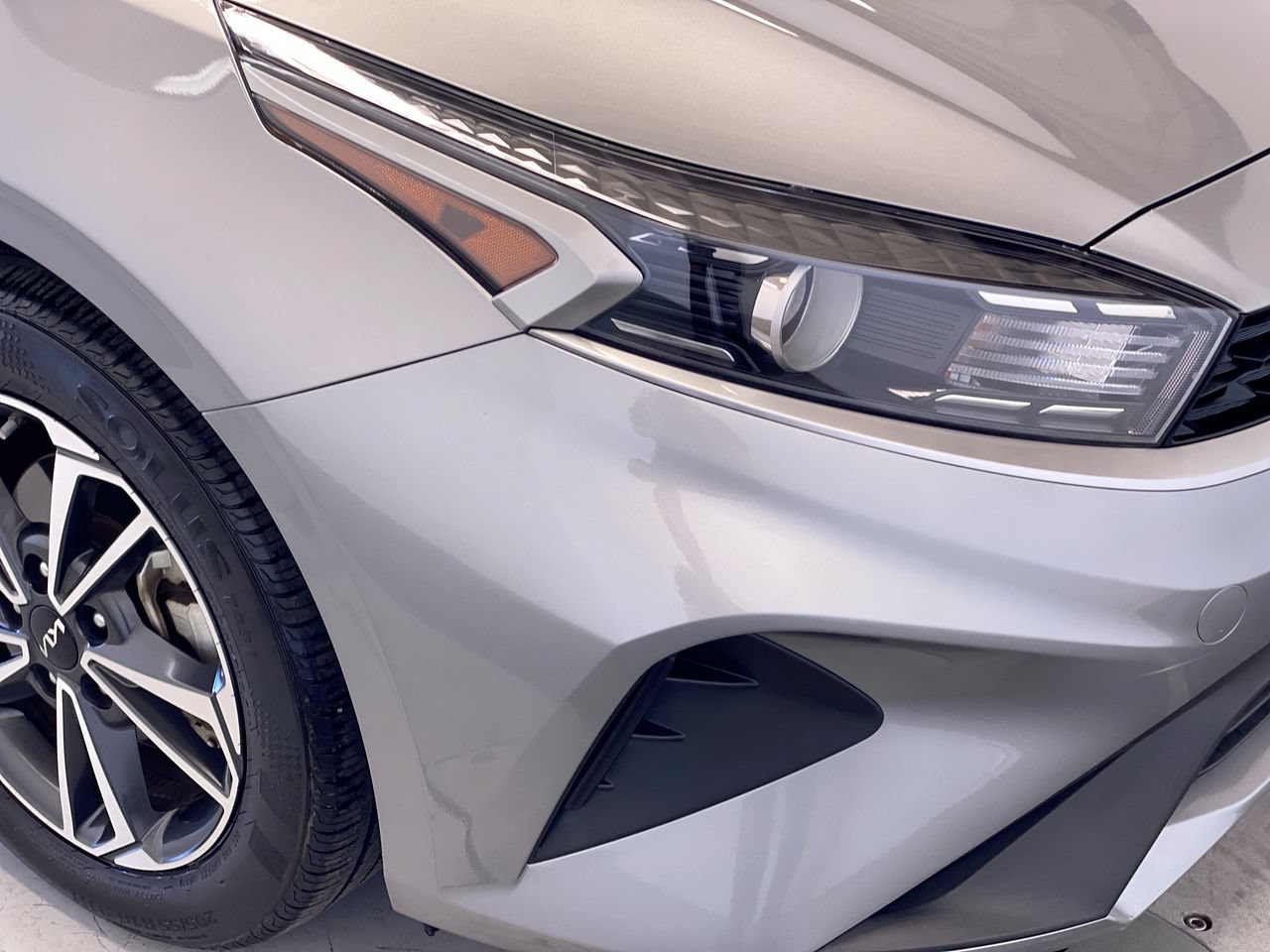 Certified 2024 Kia Forte LXS FWD image 11