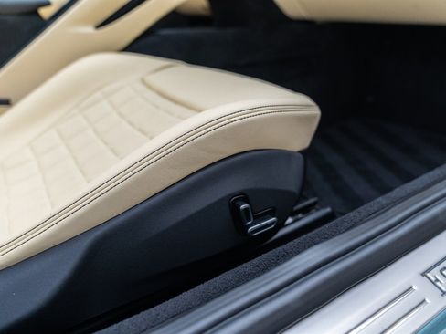 Used 2025 Ferrari Roma Spider image 61