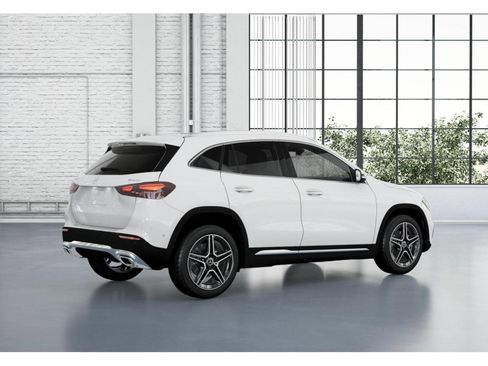 New 2026 Mercedes-Benz GLA 250 4MATIC image 19