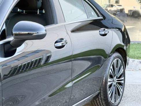 Used 2023 Mercedes-Benz CLA 250 image 4