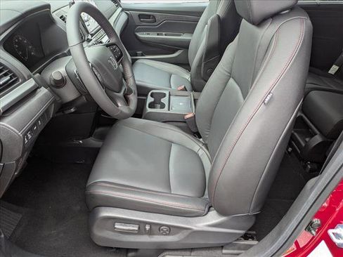 New 2025 Honda Odyssey Sport-L image 4