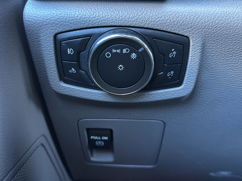 Used 2018 Ford F150 XL w/ Equipment Group 101A Mid image 31